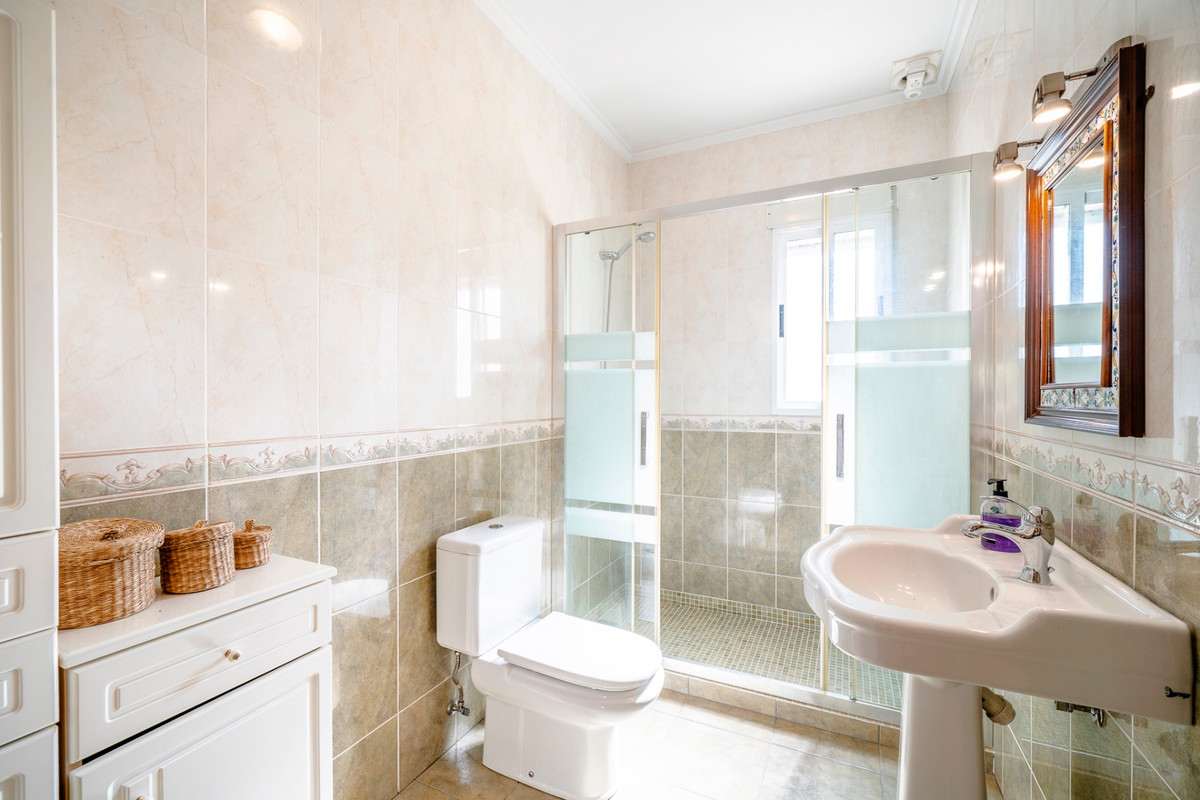 For sale - 3 Bedroom 1 Bathroom House - Detached Villa in Rojales - Ciudad Quesada  - Alicante