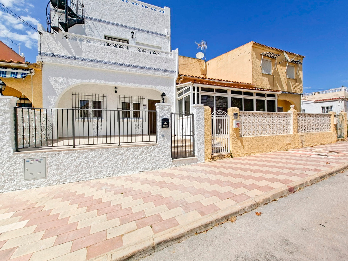 For sale - 1 Bedroom 1 Bathroom Townhouse in San Fulgencio - San Fulgencio Centro  - Alicante