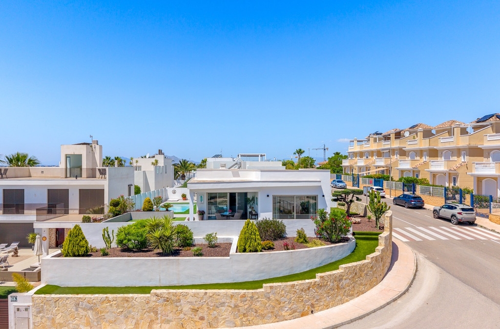 3 Bedroom 2 Bathroom House - Detached Villa in San Fulgencio