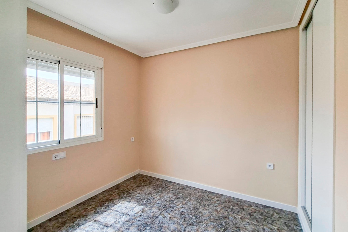 For sale - 2 Bedroom 1 Bathroom Top floor apartment in Playa Flamenca - Orihuela Costa  - Alicante