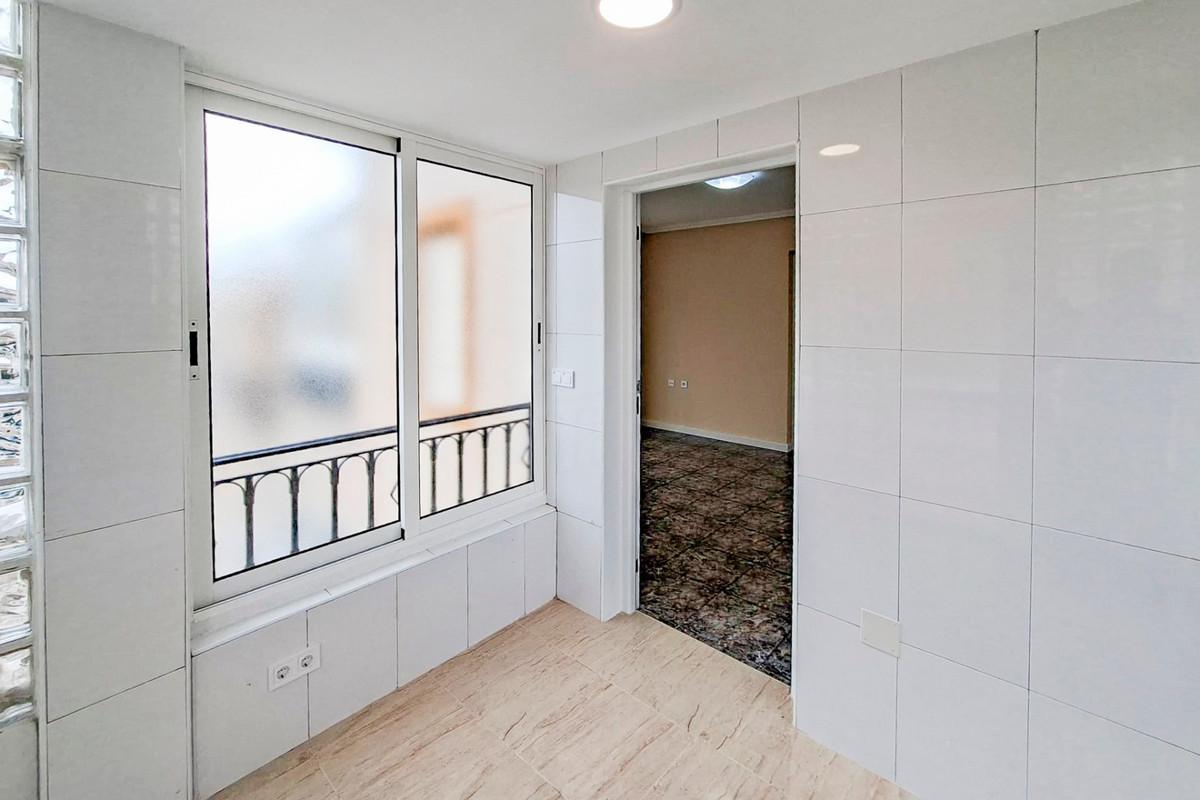For sale - 2 Bedroom 1 Bathroom Top floor apartment in Playa Flamenca - Orihuela Costa  - Alicante