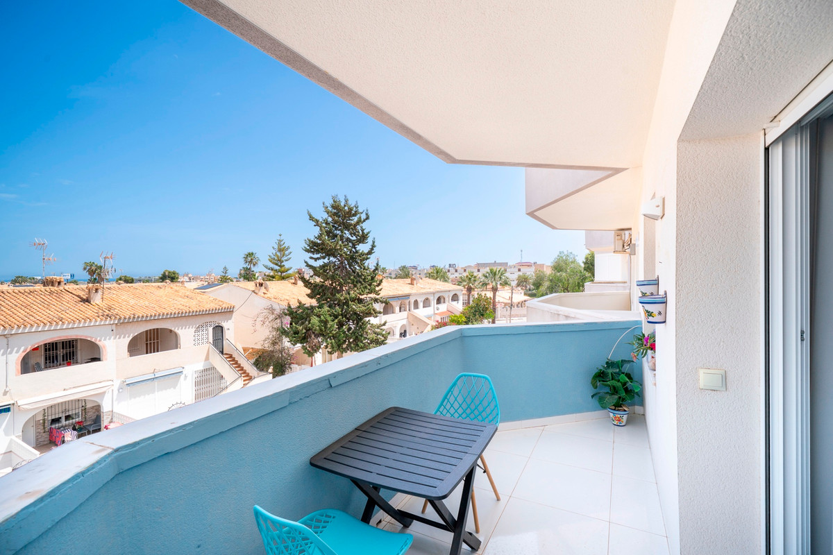 For sale - 1 Bedroom 1 Bathroom Apartment - Middle Floor Apartment in Orihuela - Cabo Roig  - Alicante