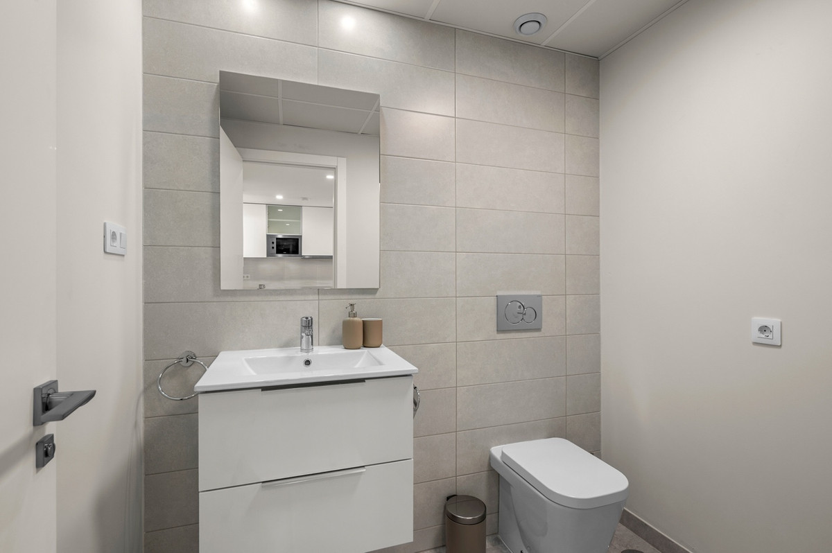 For sale - 2 Bedroom 2 Bathroom Apartment - Ground Floor Apartment in Orihuela - Los Dolses  - Alicante