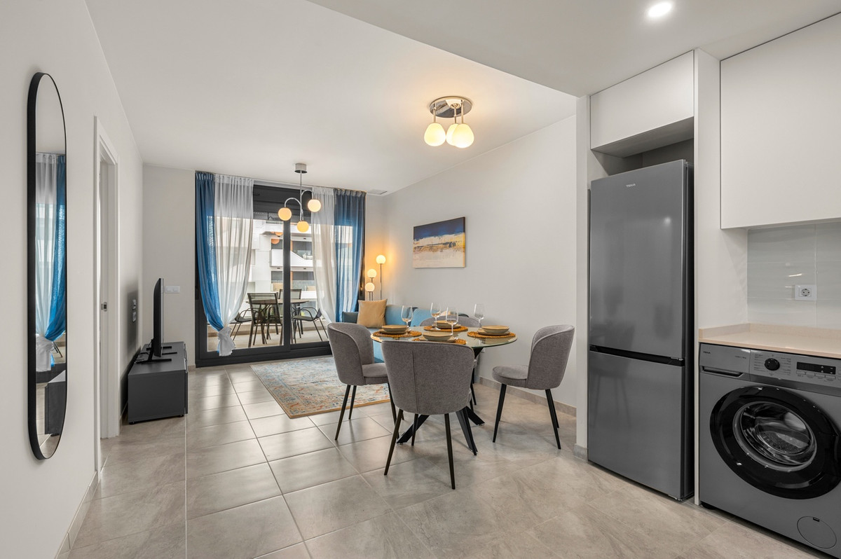 For sale - 2 Bedroom 2 Bathroom Apartment - Ground Floor Apartment in Orihuela - Los Dolses  - Alicante