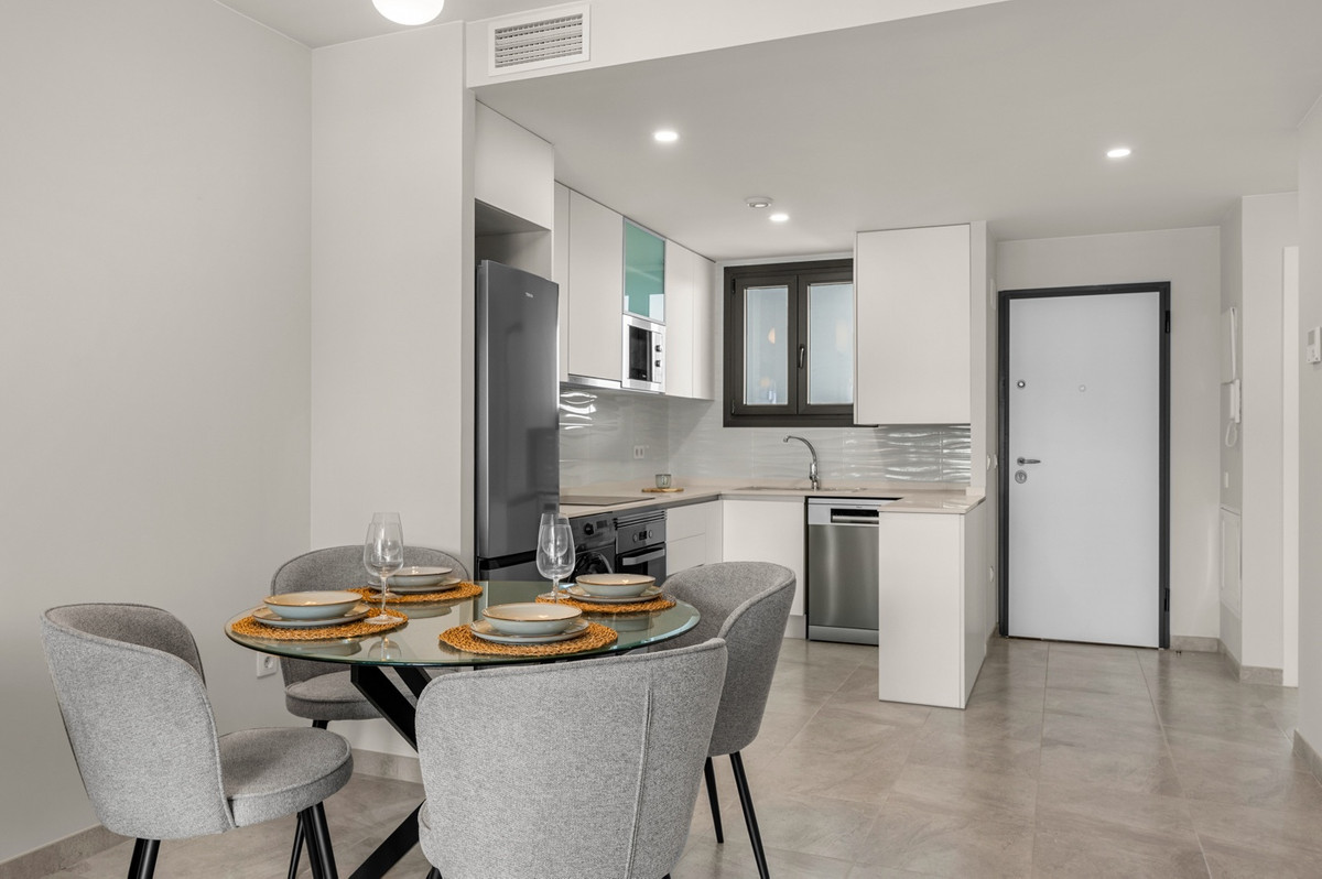 For sale - 2 Bedroom 2 Bathroom Apartment - Ground Floor Apartment in Orihuela - Los Dolses  - Alicante