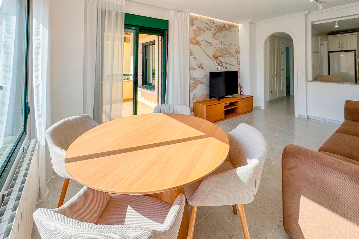 For sale - 2 Bedroom 2 Bathroom Apartment - Ground Floor Apartment in Orihuela - Lomas De Campoamor  - Alicante