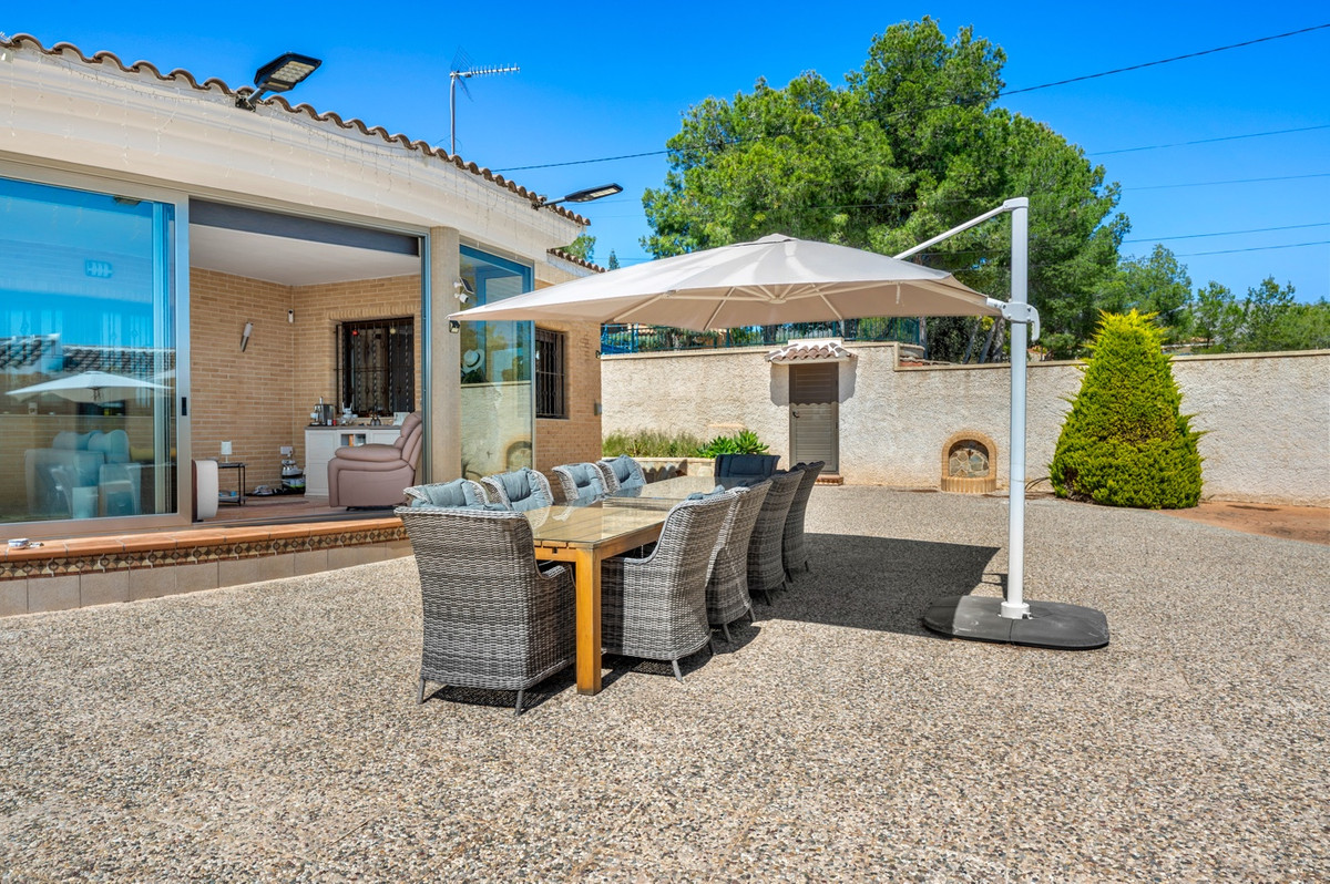 For sale - 5 Bedroom 2 Bathroom House - Finca - Cortijo in Crevillente - Crevillent - Crevillente - Crevillent Centro  - Alicante