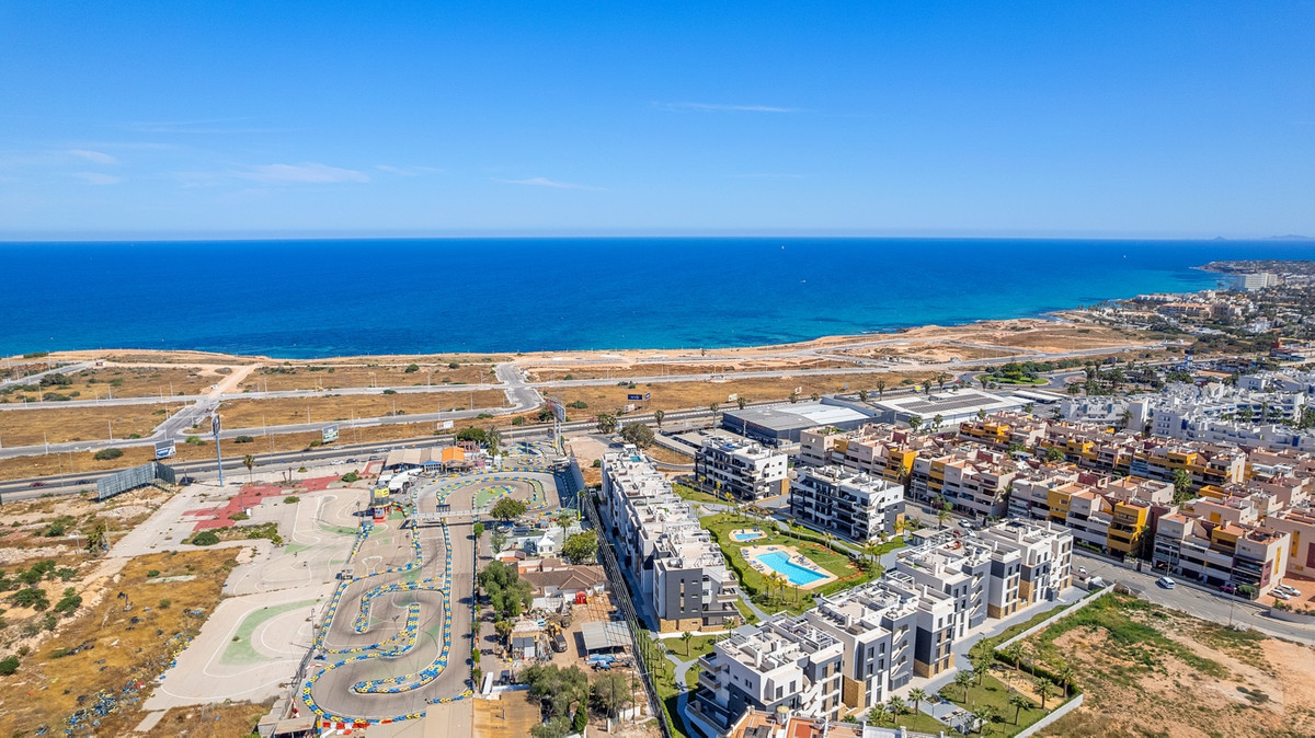 For sale - 3 Bedroom 2 Bathroom Apartment - Ground Floor Apartment in Orihuela - Playa Flamenca  - Alicante