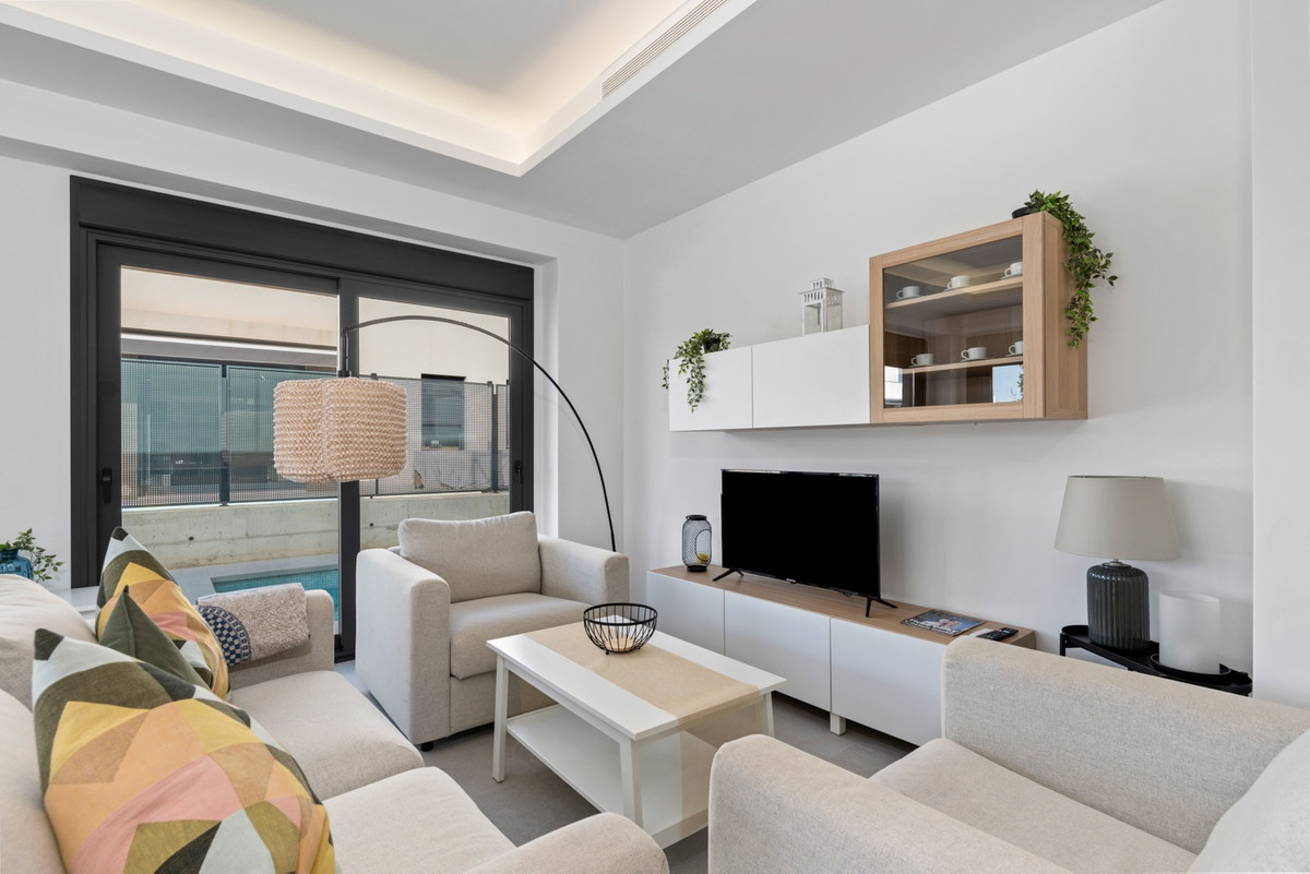 For sale - 3 Bedroom 2 Bathroom House - Semi-Detached House in San Fulgencio - La Marina  - Alicante