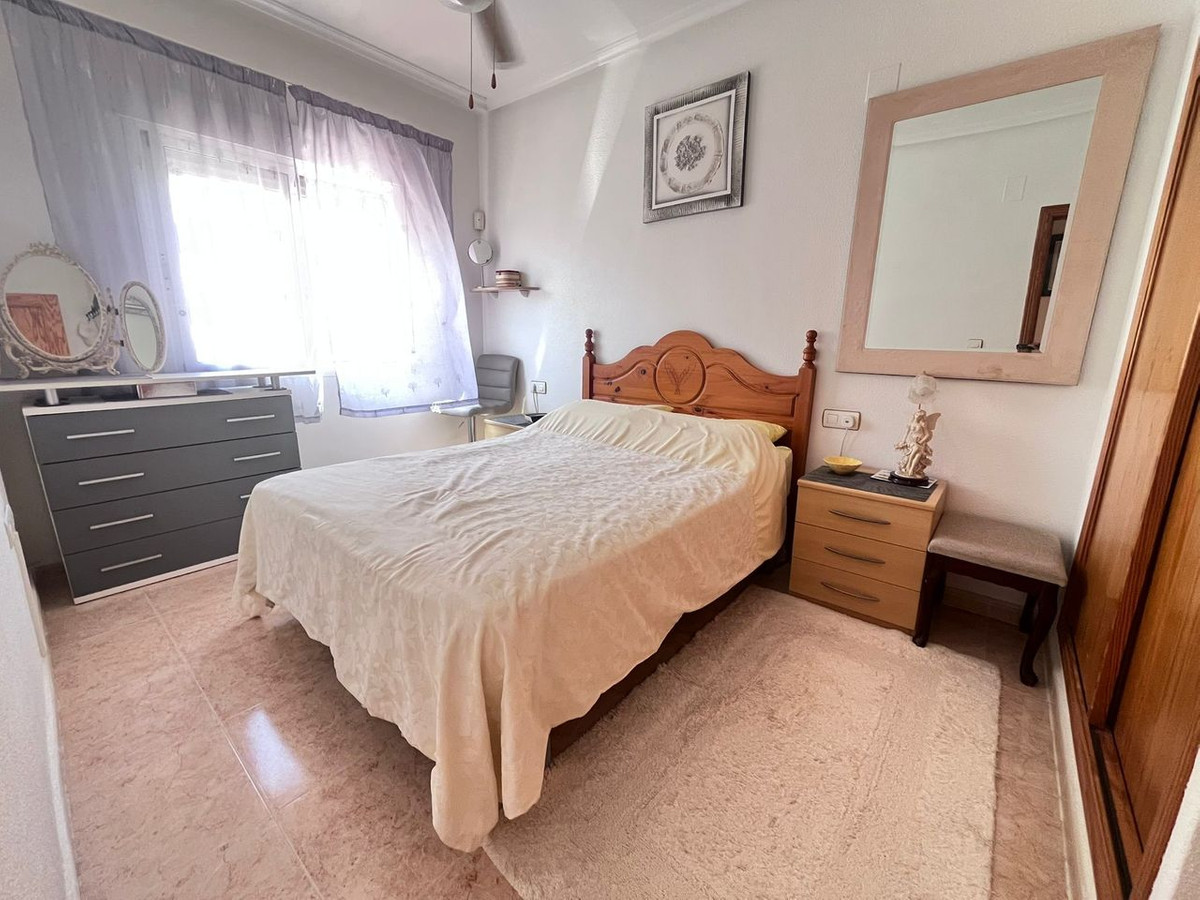 For sale - 2 Bedroom 2 Bathroom House - Townhouse in Orihuela - Villamartin  - Alicante