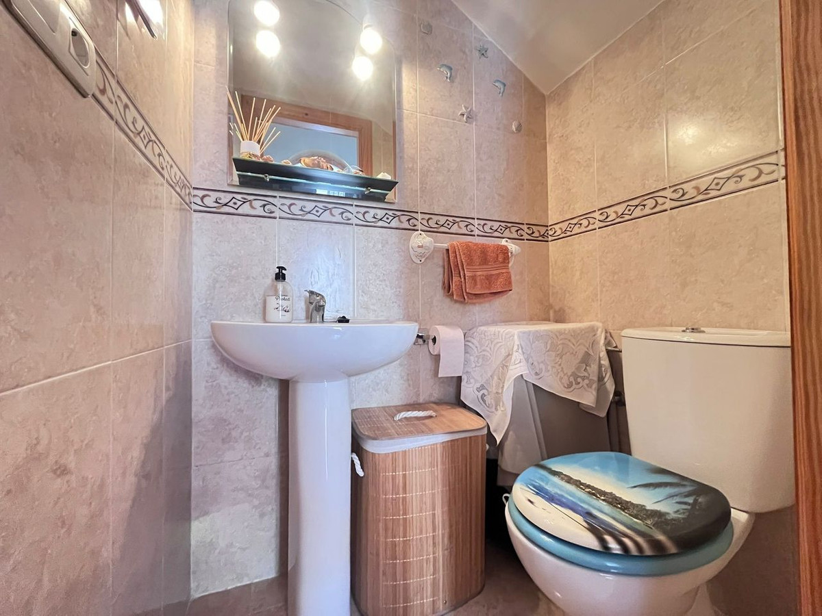 For sale - 2 Bedroom 2 Bathroom House - Townhouse in Orihuela - Villamartin  - Alicante
