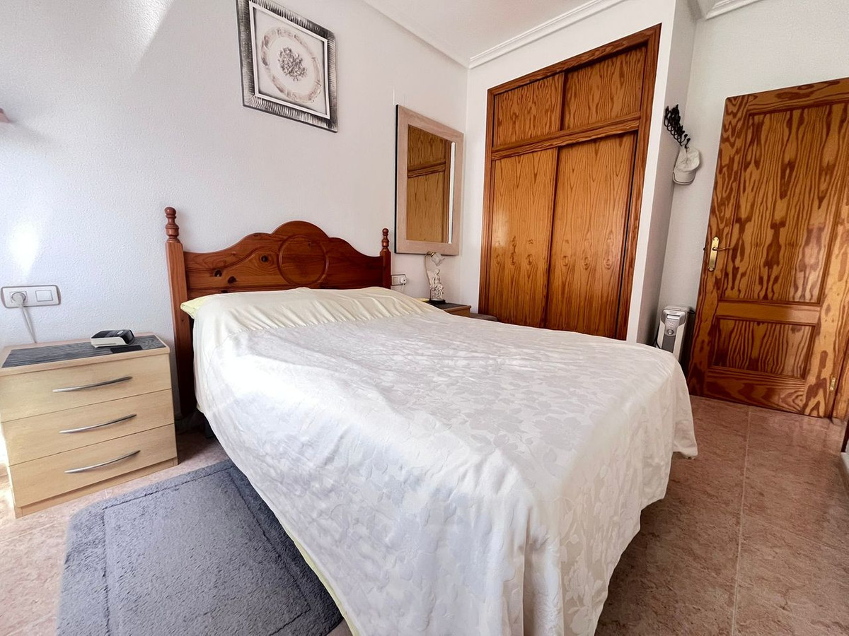 For sale - 2 Bedroom 2 Bathroom House - Townhouse in Orihuela - Villamartin  - Alicante