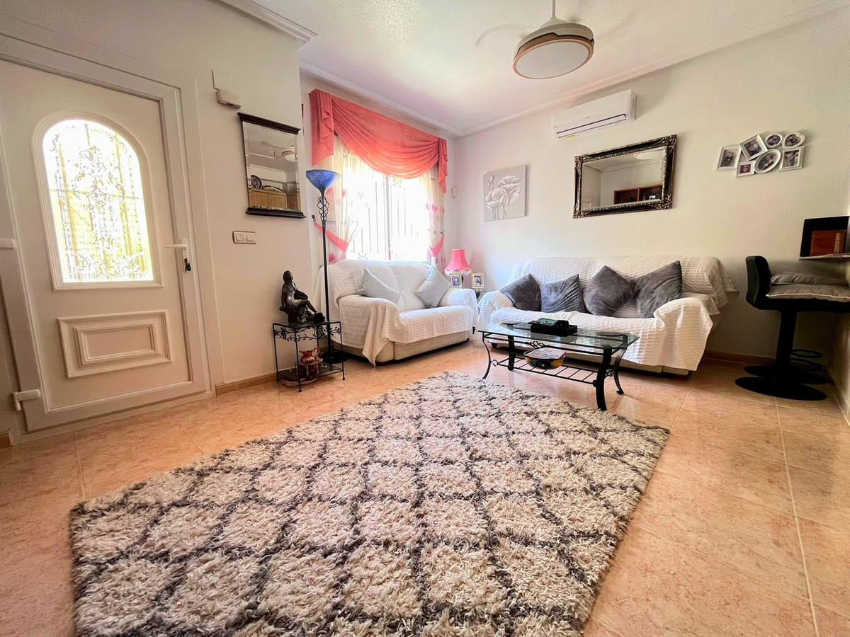 For sale - 2 Bedroom 2 Bathroom House - Townhouse in Orihuela - Orihuela Costa  - Alicante