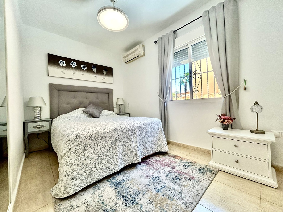 For sale - 3 Bedroom 2 Bathroom House - Detached Villa in Orihuela - Los Altos  - Alicante