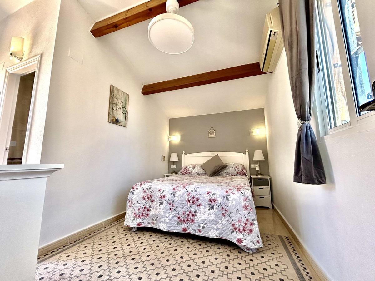For sale - 3 Bedroom 2 Bathroom House - Detached Villa in Orihuela - Los Altos  - Alicante