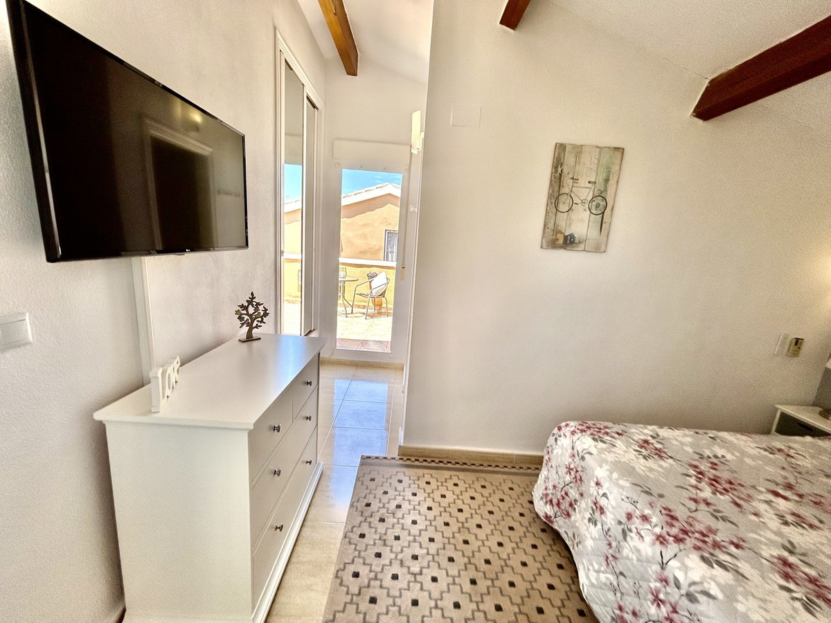 For sale - 3 Bedroom 2 Bathroom House - Detached Villa in Orihuela - Los Altos  - Alicante