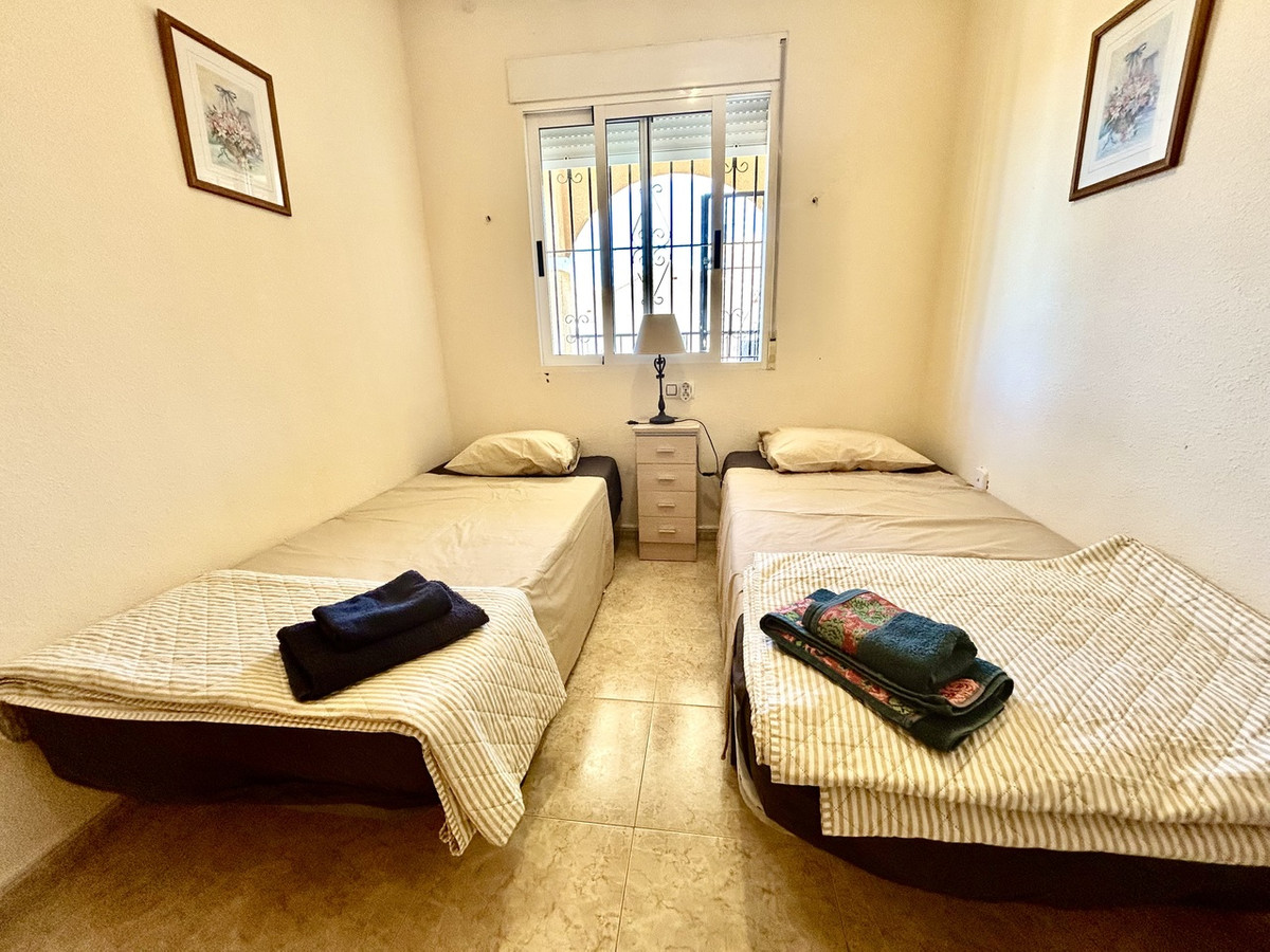 For sale - 2 Bedroom 1 Bathroom Apartment - Penthouse in Orihuela - Orihuela Costa  - Alicante