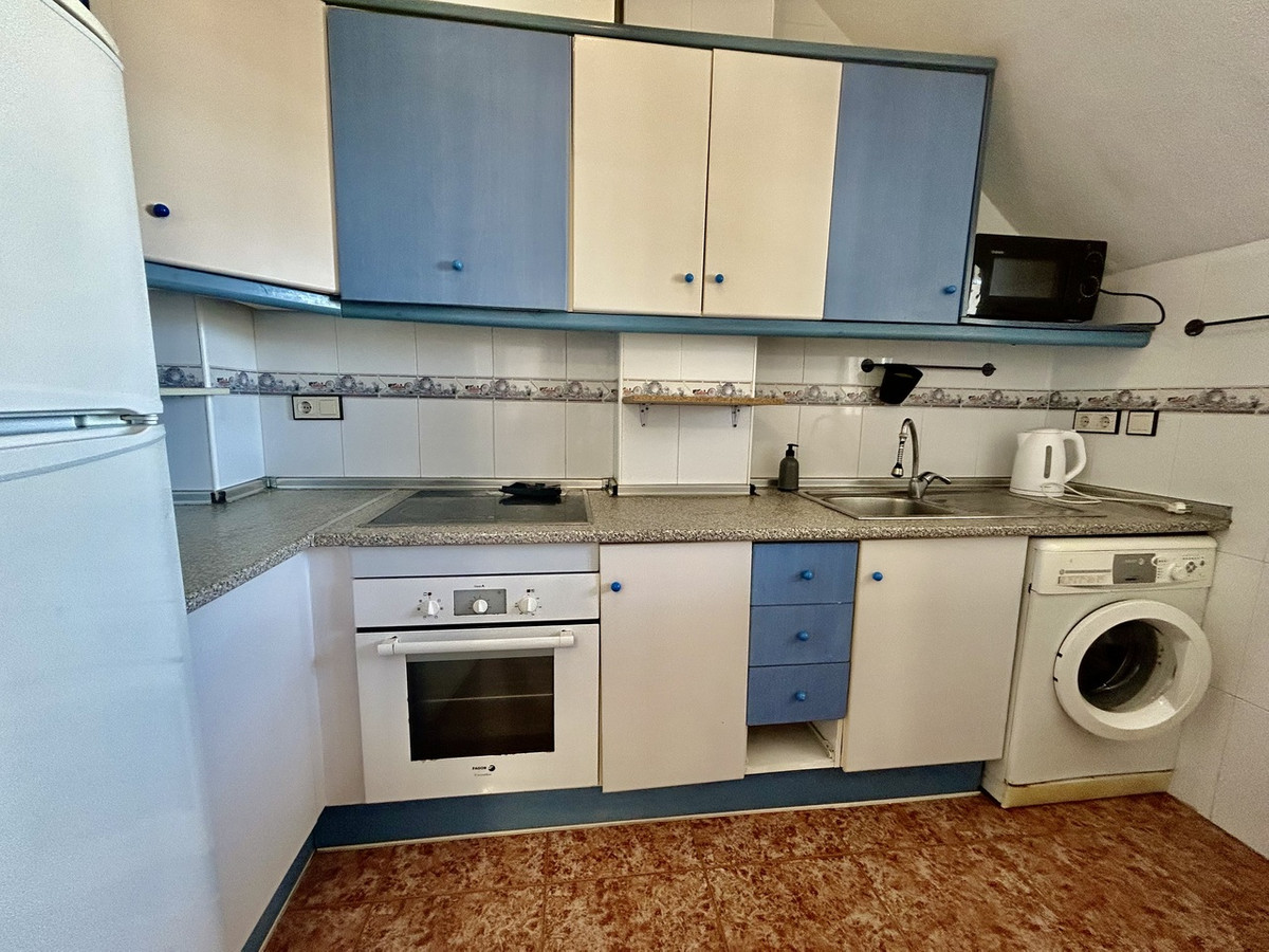 For sale - 2 Bedroom 1 Bathroom Apartment - Top Floor Apartment in Orihuela - Los Altos  - Alicante