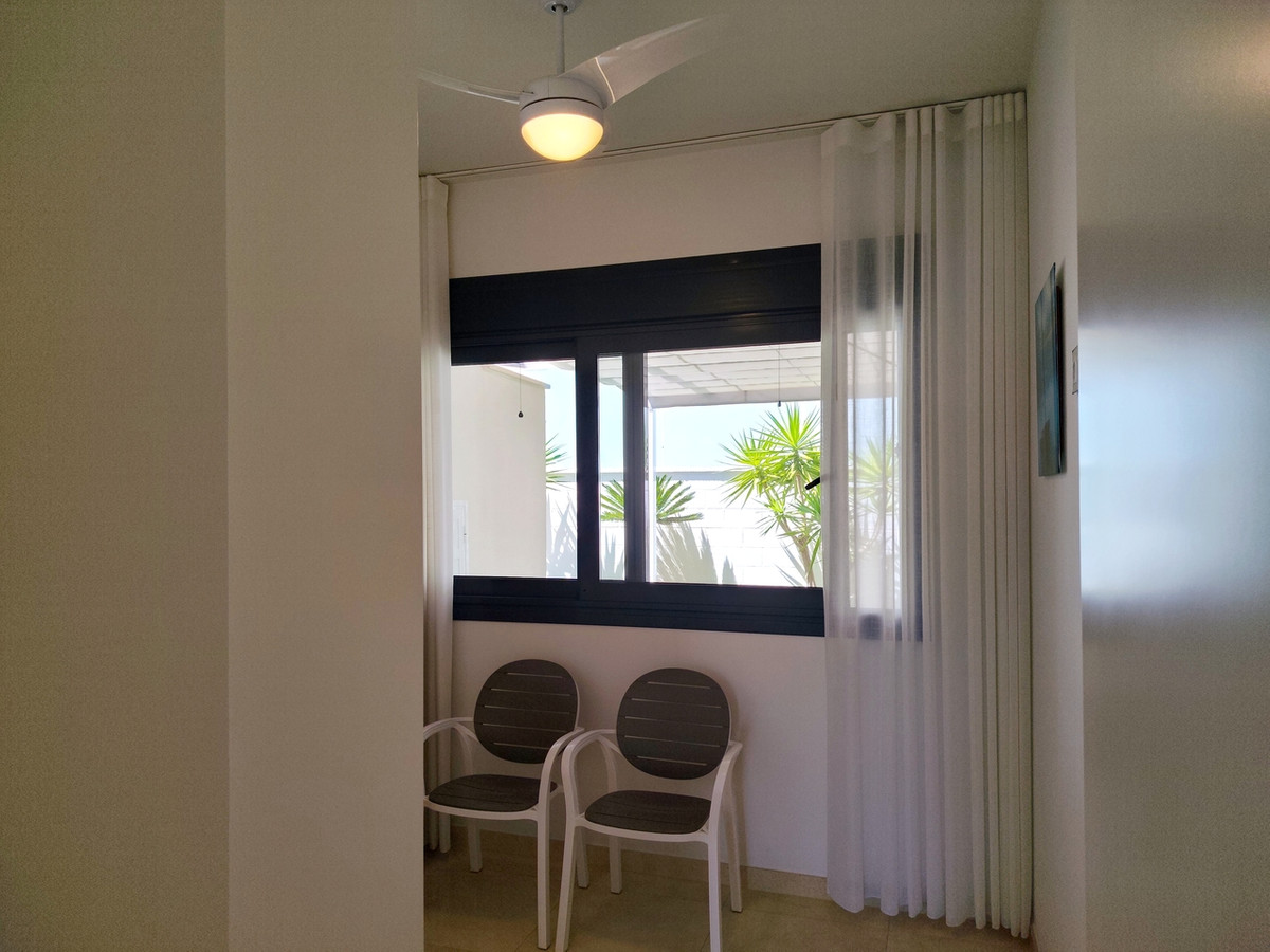 For sale - 3 Bedroom 2 Bathroom House - Detached Villa in San Miguel de Salinas - San Miguel de Salinas Centro  - Alicante