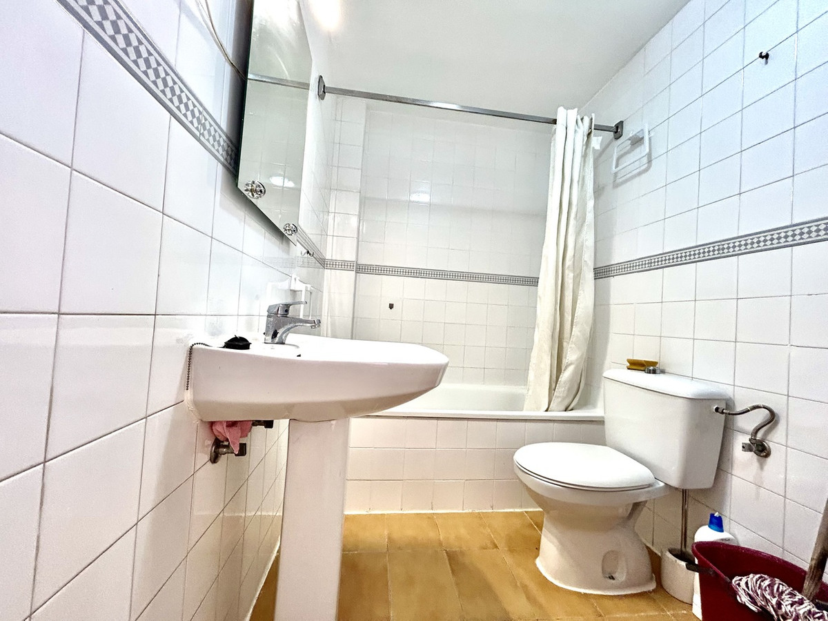 For sale - 1 Bedroom 1 Bathroom  Apartment in Torrevieja - Torrevieja Centro  - Alicante