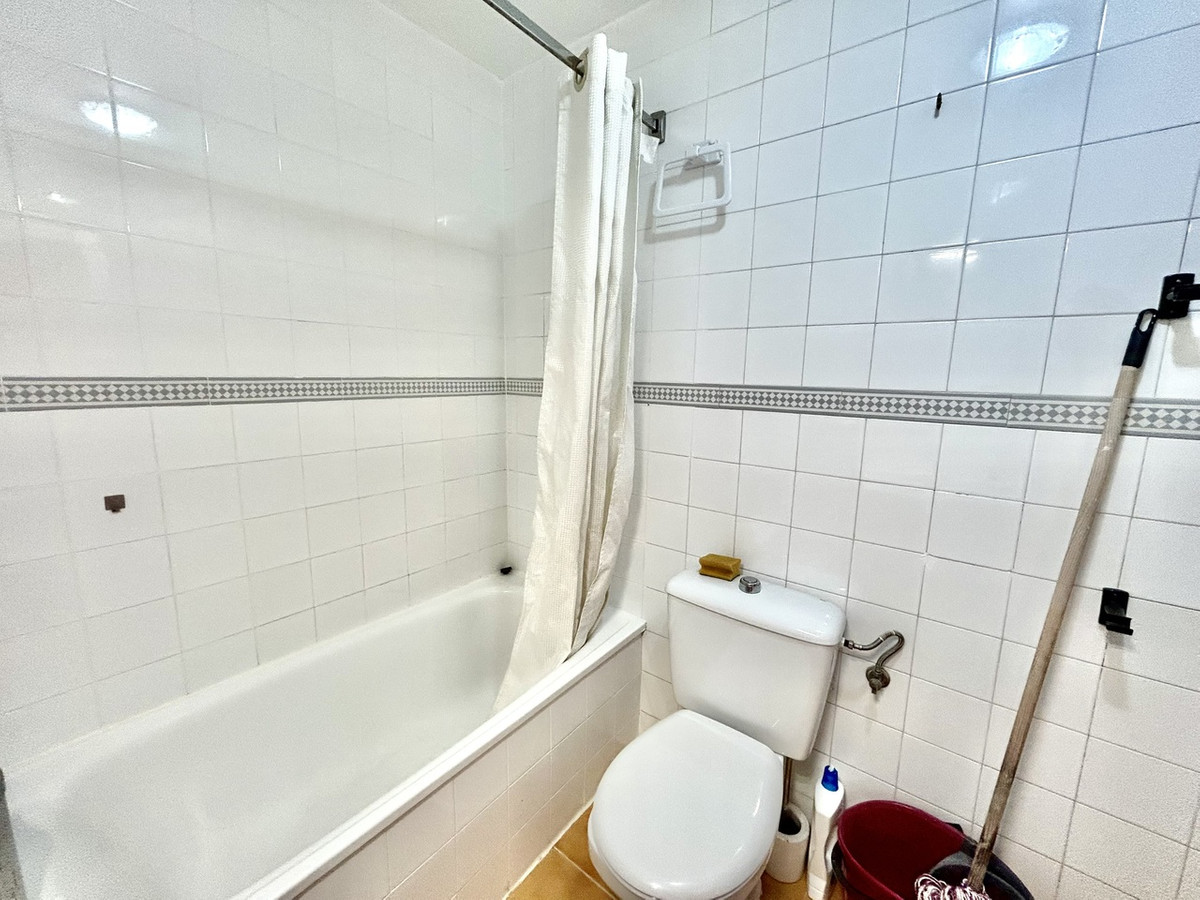 For sale - 1 Bedroom 1 Bathroom  Apartment in Torrevieja - Torrevieja Centro  - Alicante