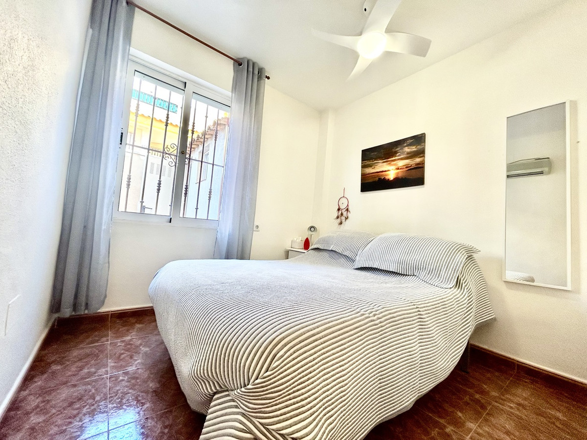 For sale - 2 Bedroom 2 Bathroom Apartment - Ground Floor Apartment in Orihuela - Orihuela Costa  - Alicante