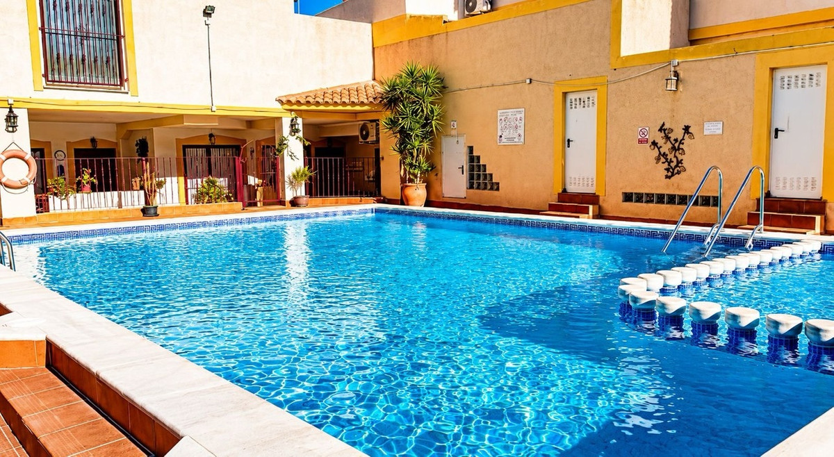 For sale - 2 Bedroom 2 Bathroom Apartment - Ground Floor Apartment in Orihuela - Orihuela Costa  - Alicante