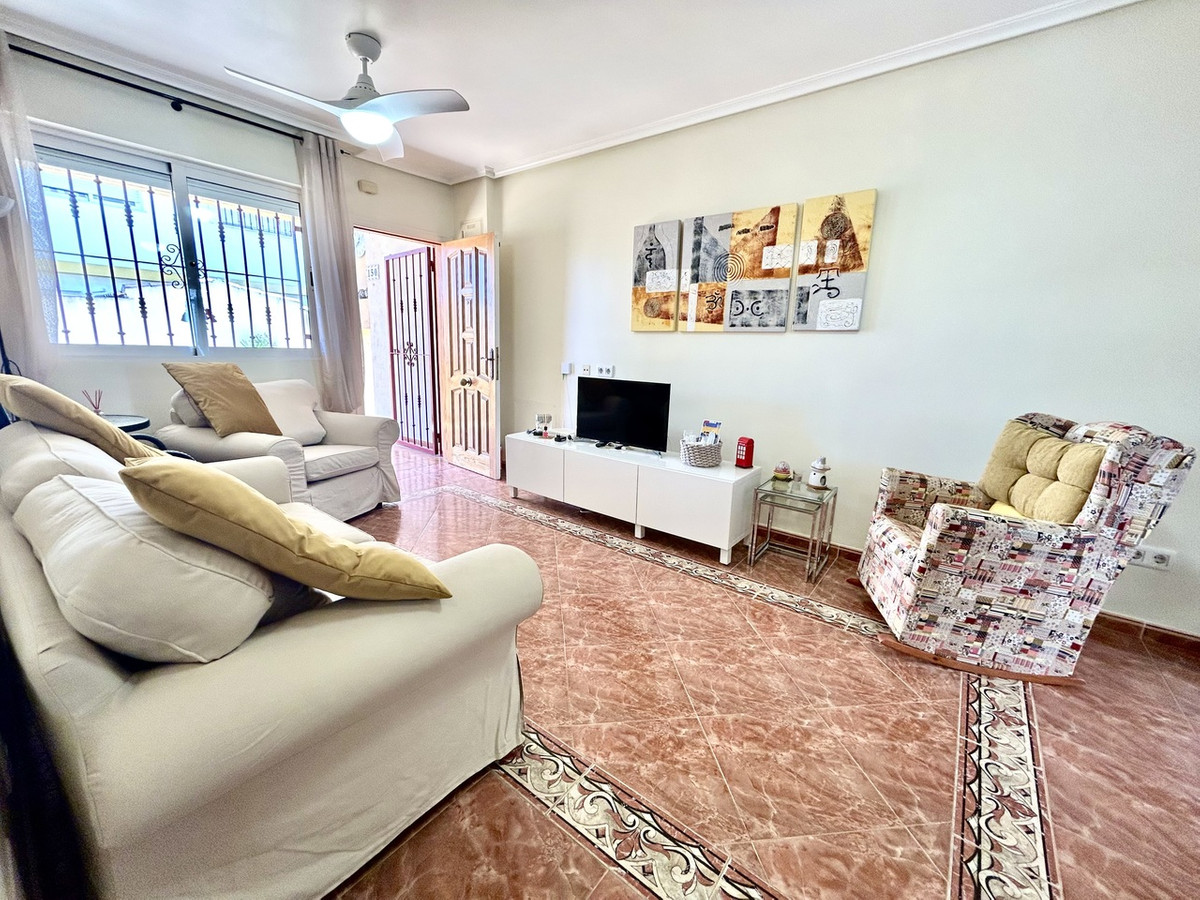 For sale - 2 Bedroom 2 Bathroom Apartment - Ground Floor Apartment in Orihuela - Orihuela Costa  - Alicante