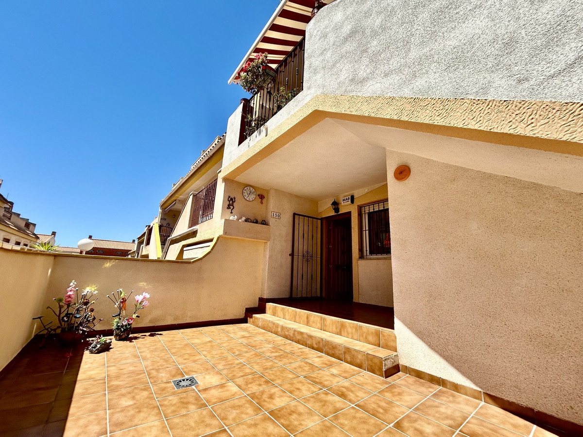 For sale - 2 Bedroom 2 Bathroom Apartment - Ground Floor Apartment in Orihuela - Orihuela Costa  - Alicante