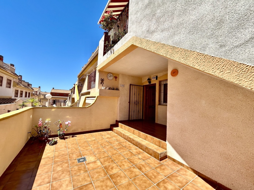 2 Bedroom 2 Bathroom Apartment - Ground Floor Apartment in Orihuela
