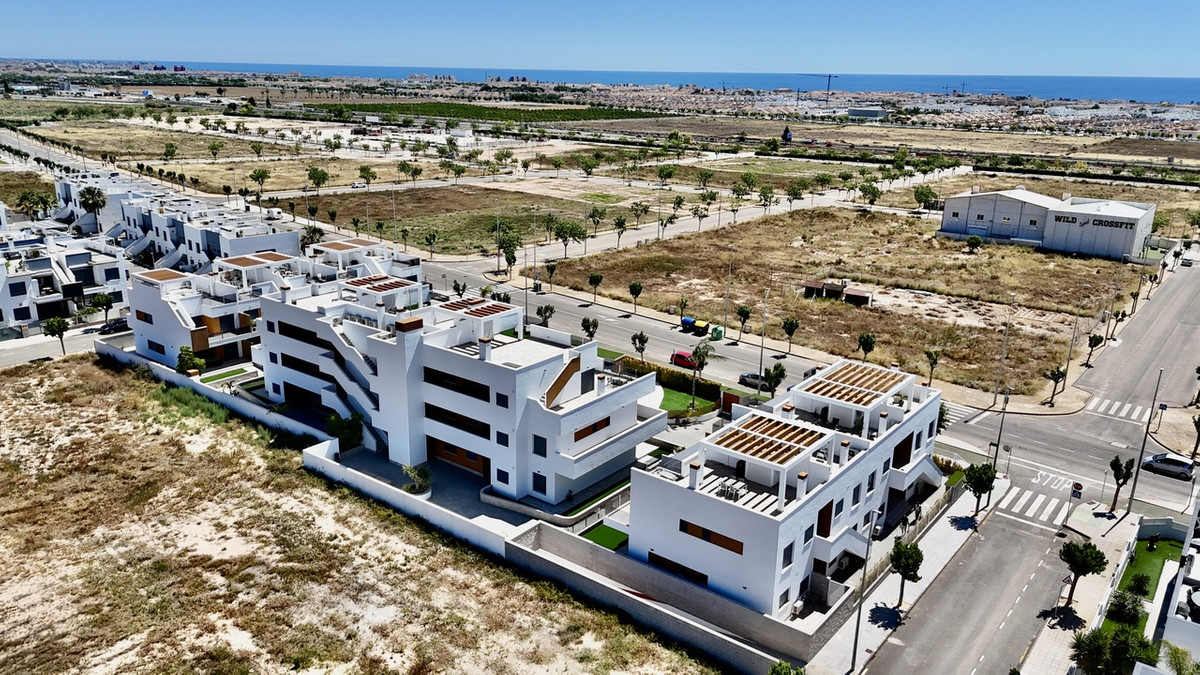 For sale - 2 Bedroom 2 Bathroom Apartment - Middle Floor Apartment in Pilar de la Horadada - Pilar de la Horadada Centro  - Alicante