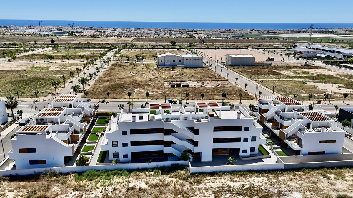For sale - 2 Bedroom 2 Bathroom Apartment - Middle Floor Apartment in Pilar de la Horadada - Pilar de la Horadada Centro  - Alicante