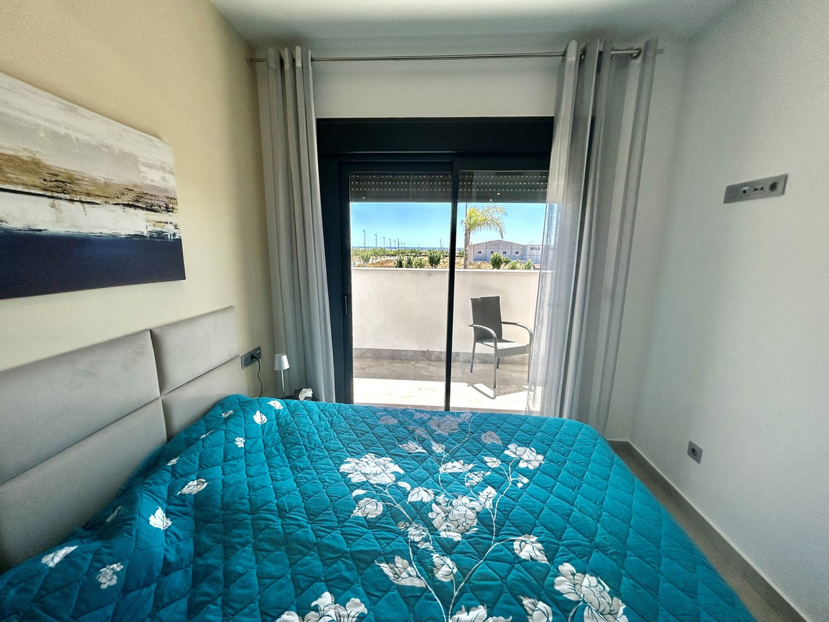 For sale - 2 Bedroom 2 Bathroom Apartment - Middle Floor Apartment in Pilar de la Horadada - Pilar de la Horadada Centro  - Alicante