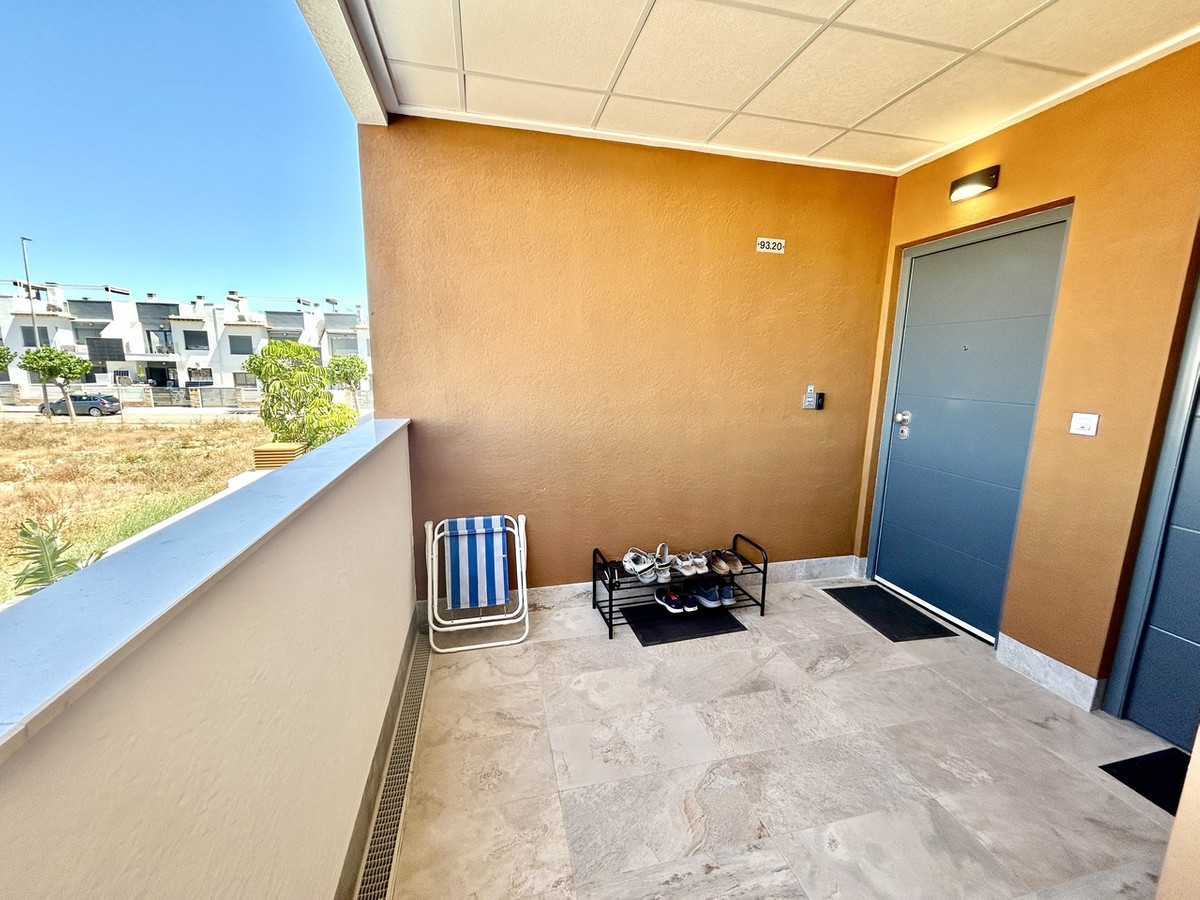 For sale - 2 Bedroom 2 Bathroom Apartment - Middle Floor Apartment in Pilar de la Horadada - Pilar de la Horadada Centro  - Alicante