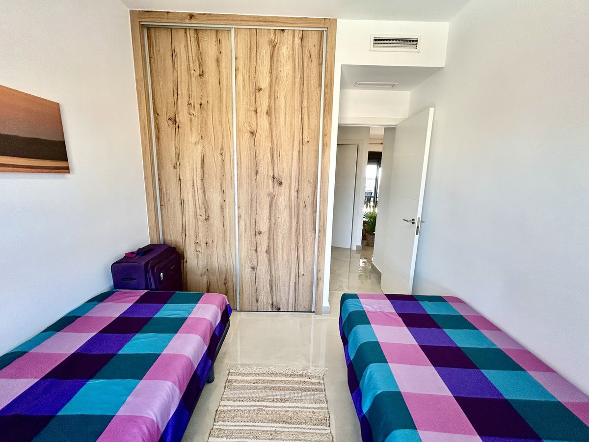 For sale - 2 Bedroom 2 Bathroom Apartment - Middle Floor Apartment in Pilar de la Horadada - Pilar de la Horadada Centro  - Alicante