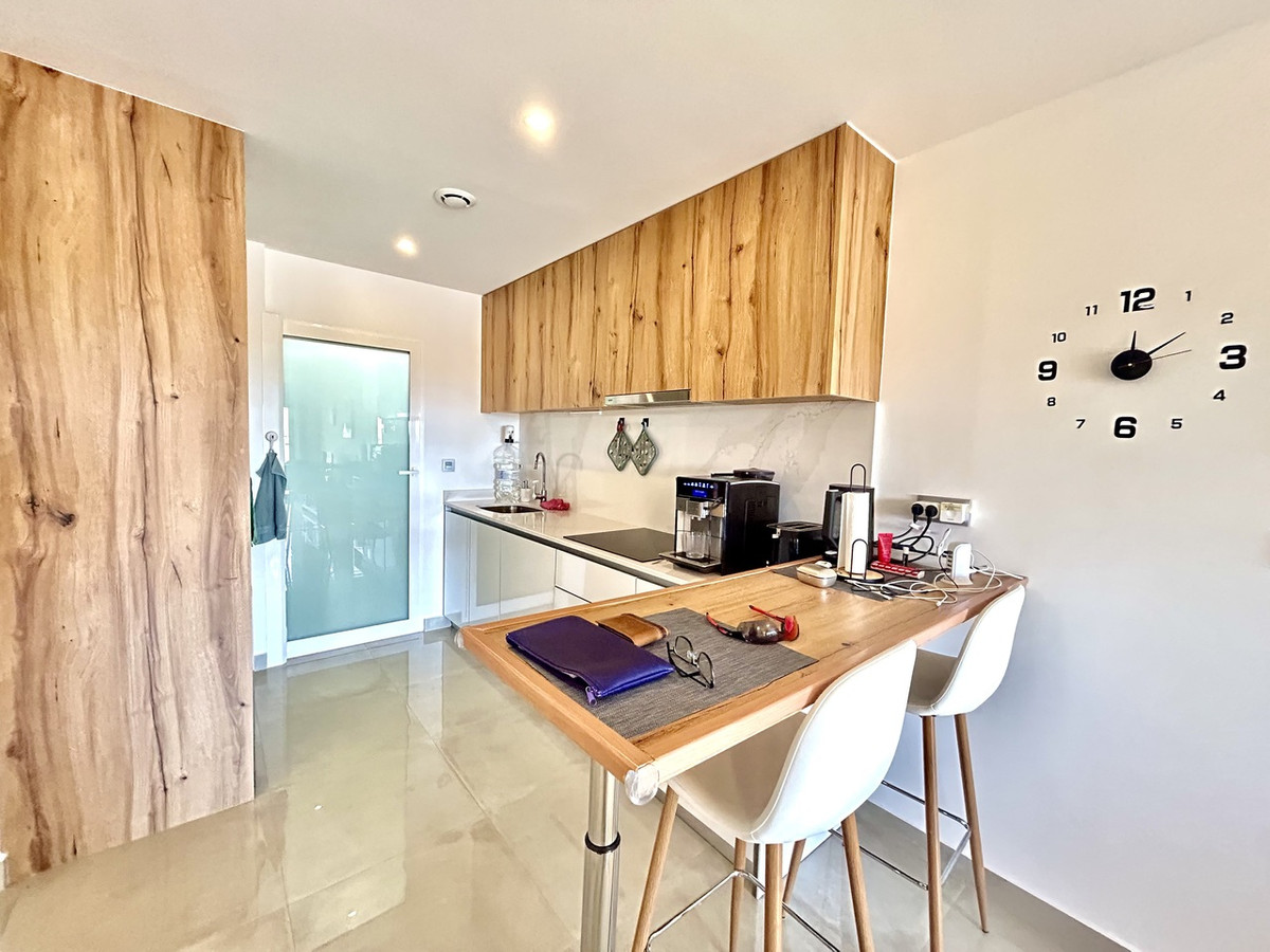 For sale - 2 Bedroom 2 Bathroom Apartment - Middle Floor Apartment in Pilar de la Horadada - Pilar de la Horadada Centro  - Alicante