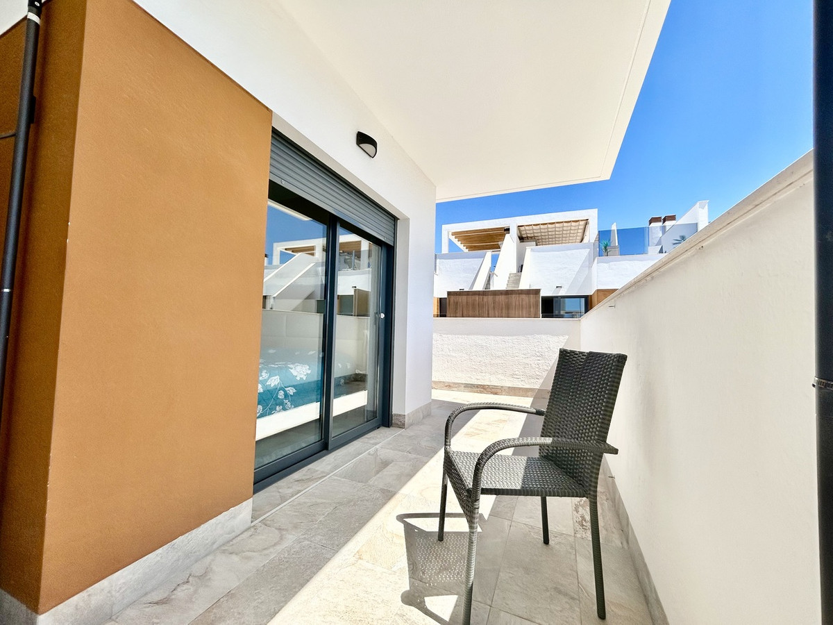 For sale - 2 Bedroom 2 Bathroom Apartment - Middle Floor Apartment in Pilar de la Horadada - Pilar de la Horadada Centro  - Alicante