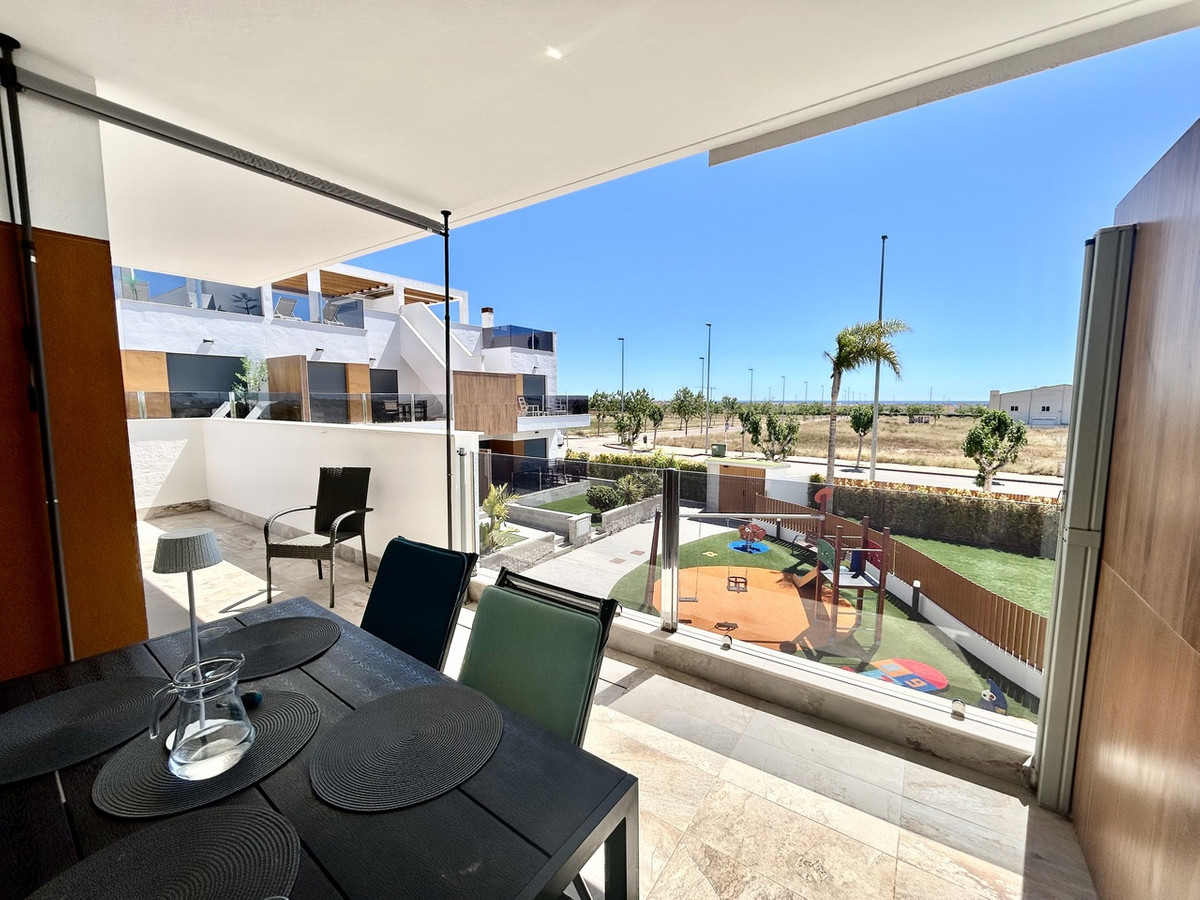 For sale - 2 Bedroom 2 Bathroom Apartment - Middle Floor Apartment in Pilar de la Horadada - Pilar de la Horadada Centro  - Alicante