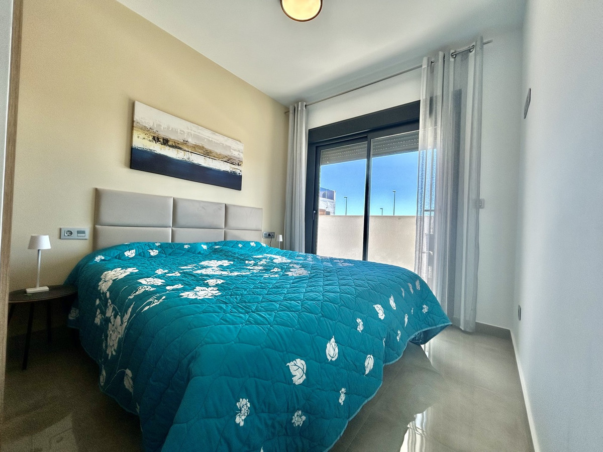 For sale - 2 Bedroom 2 Bathroom Apartment - Middle Floor Apartment in Pilar de la Horadada - Pilar de la Horadada Centro  - Alicante