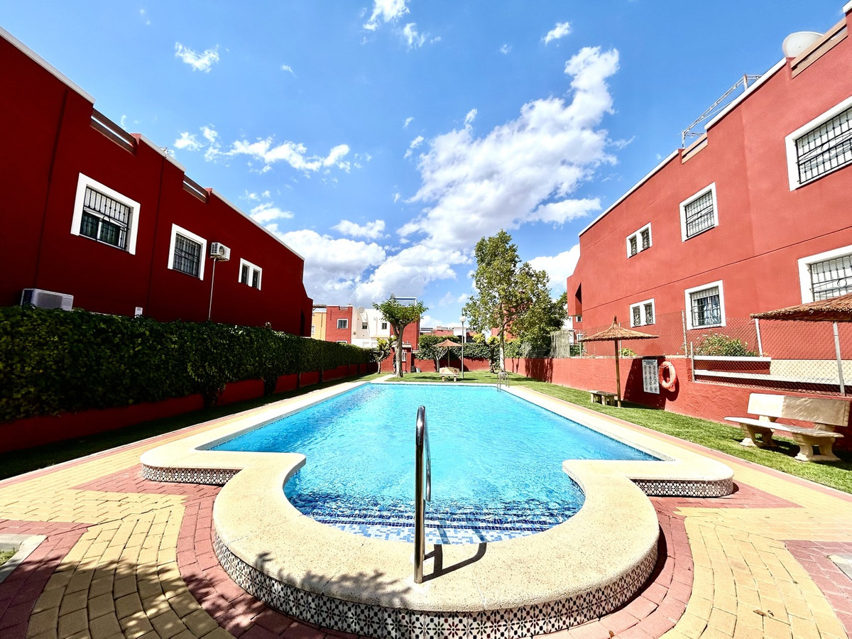 For sale - 2 Bedroom 2 Bathroom Apartment - Top Floor Apartment in Orihuela - Los Balcones  - Alicante