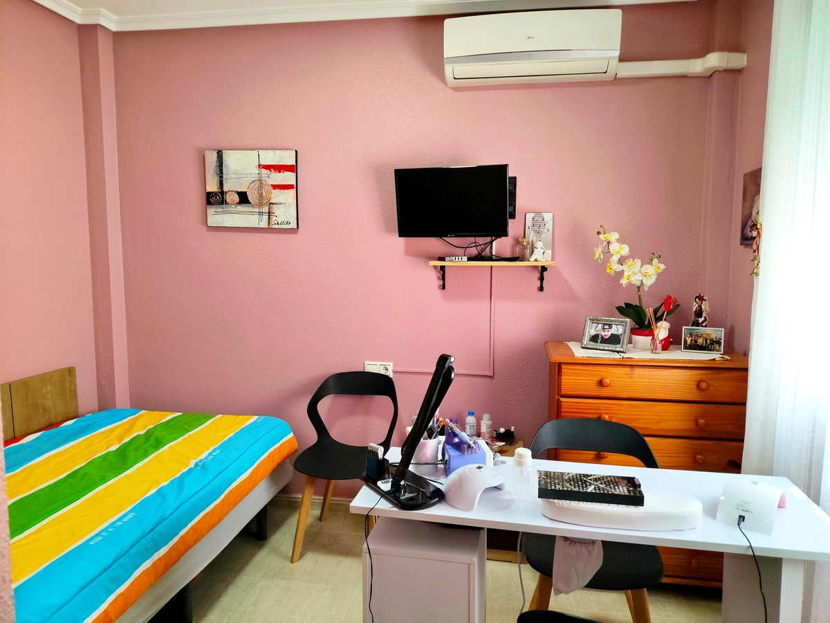For sale - 2 Bedroom 2 Bathroom Apartment - Top Floor Apartment in Orihuela - Los Balcones  - Alicante