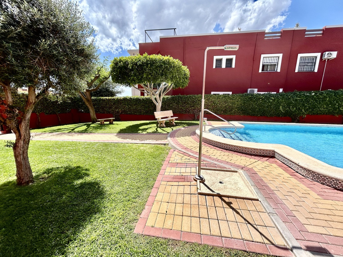 For sale - 2 Bedroom 2 Bathroom Apartment - Top Floor Apartment in Orihuela - Los Balcones  - Alicante
