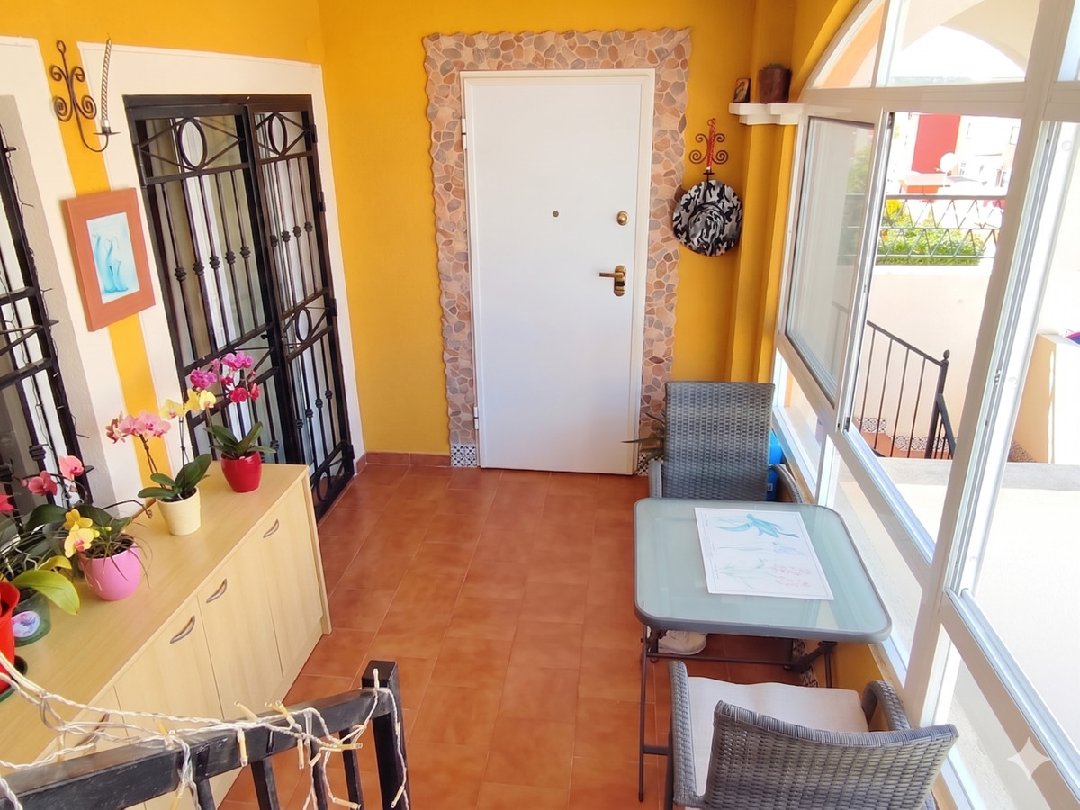 For sale - 2 Bedroom 2 Bathroom Apartment - Top Floor Apartment in Orihuela - Los Balcones  - Alicante