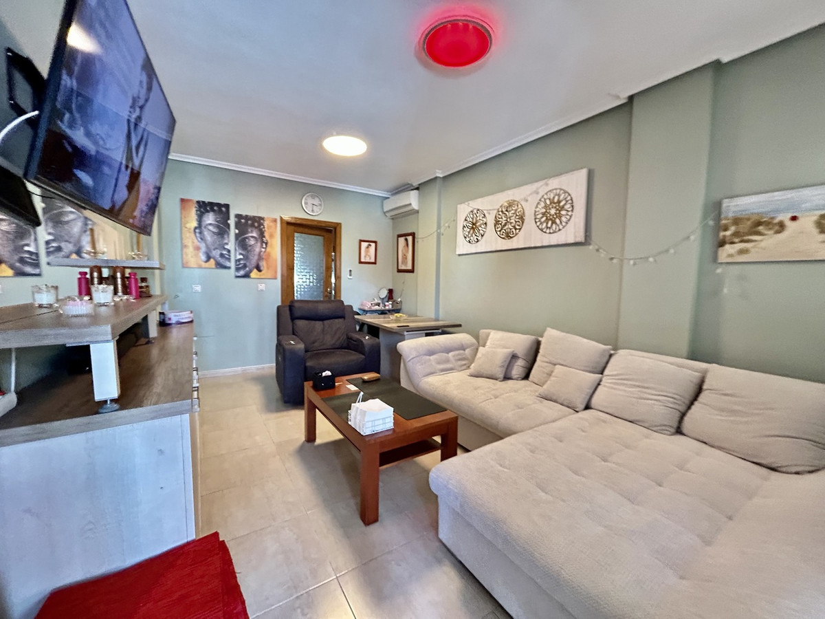 For sale - 2 Bedroom 2 Bathroom Apartment - Top Floor Apartment in Orihuela - Los Balcones  - Alicante