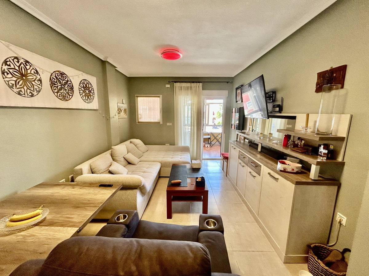 For sale - 2 Bedroom 2 Bathroom Apartment - Top Floor Apartment in Orihuela - Los Balcones  - Alicante