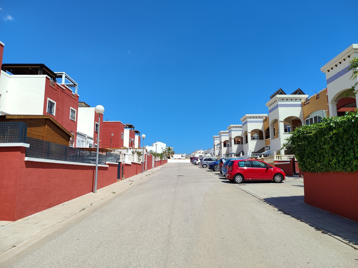 For sale - 2 Bedroom 2 Bathroom Apartment - Top Floor Apartment in Orihuela - Los Balcones  - Alicante