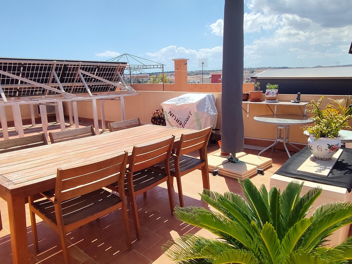 For sale - 2 Bedroom 2 Bathroom Apartment - Top Floor Apartment in Orihuela - Los Balcones  - Alicante