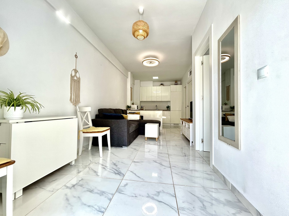 For sale - 2 Bedroom 1 Bathroom Ground Floor Apartment in La Zenia  - La Zenia  - Alicante