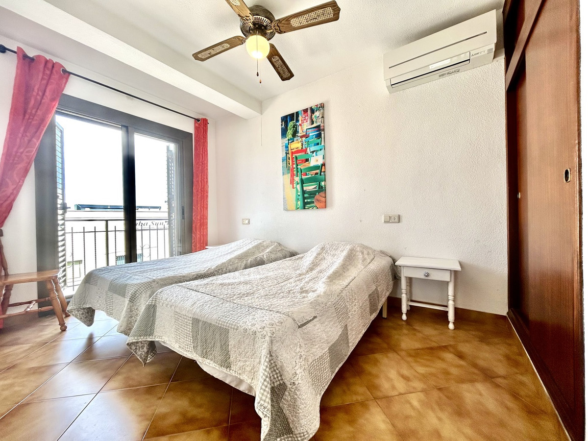 For sale - 2 Bedroom 1 Bathroom Apartment in Cabo Roig  - Cabo Roig  - Alicante