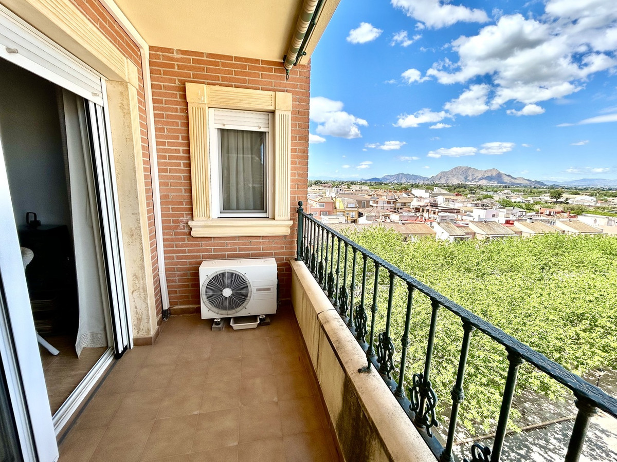 For sale - 4 Bedroom 2 Bathroom Apartment - Top Floor Apartment in Almoradi - Almoradi Centro  - Alicante